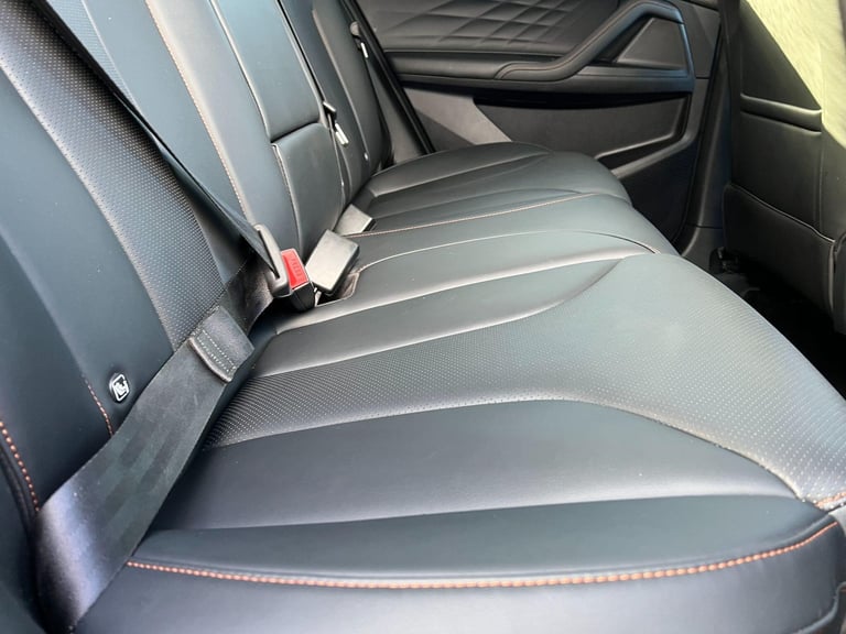 2025 MG MG HS 1.5 T-GDI Trophy DCT Euro 6 (s/s) 5dr ESTATE Petrol Automatic