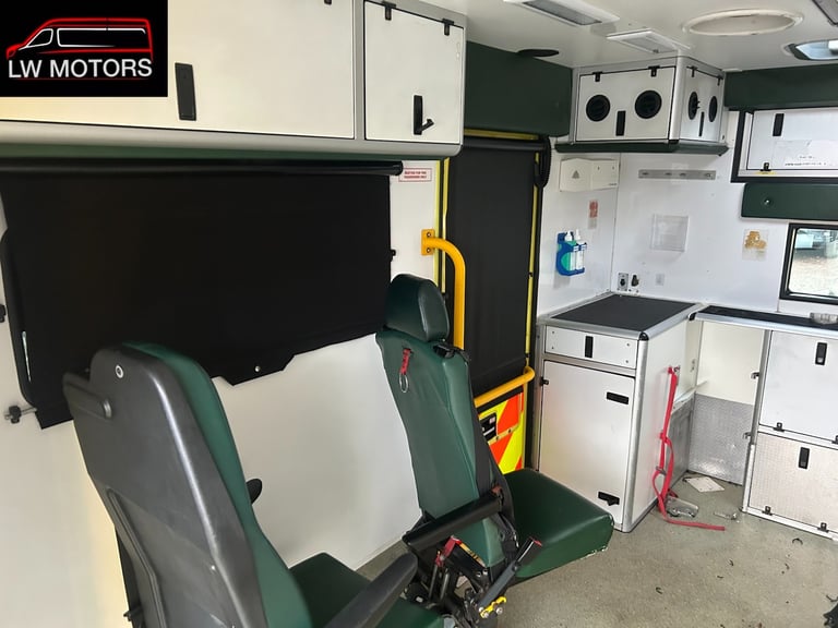 MERCEDES BENZ SPRINTER 519 CDI DIRECT EX AMBULANCE SERIVICS 2017 17 REG EURO 6