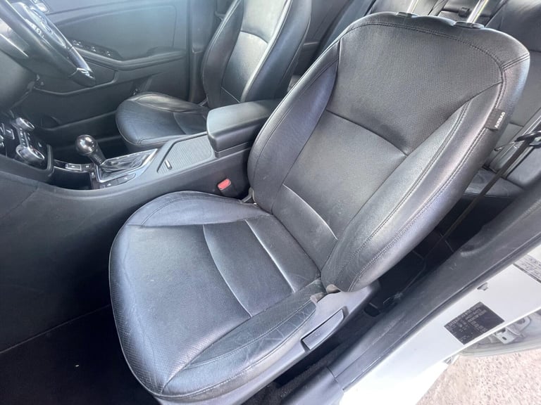 2015 Kia Optima 1.7 CRDi 2 4dr Auto SALOON DIESEL Automatic