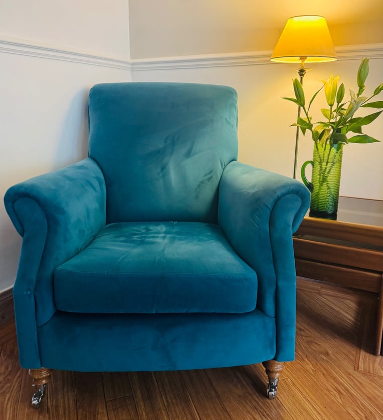 image for Beautiful Arm Chair