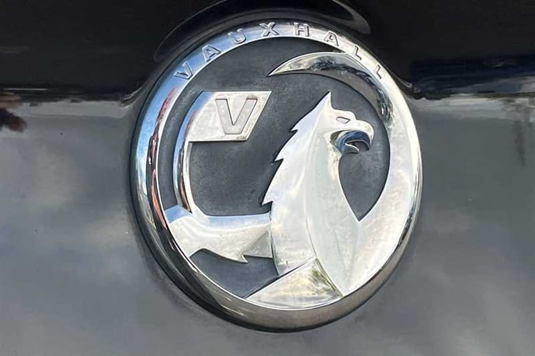 2019 Vauxhall Grandland X 1.2 Turbo SE 5dr HATCHBACK PETROL Manual