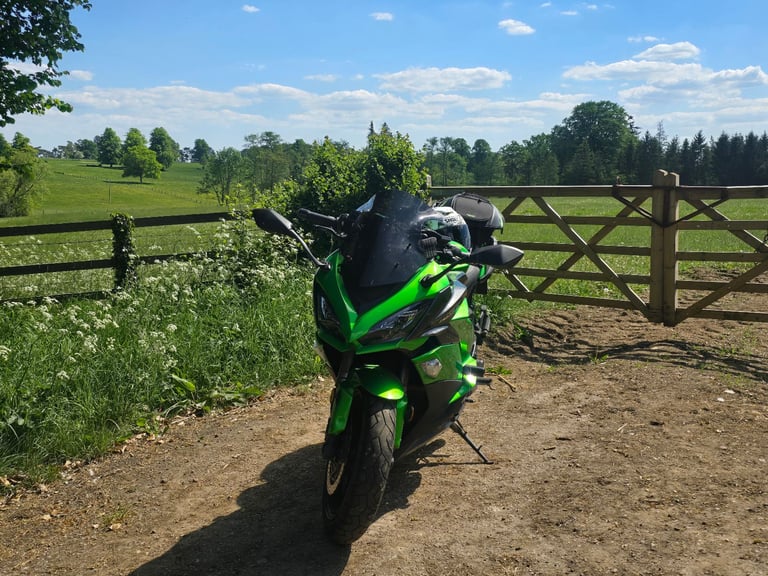 Kawasaki, Z, 2017, 1043 (cc)