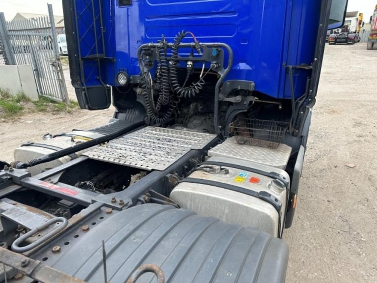 Scania R485 LA 6x2 MID LIFT SLEEPER CAB TRACTOR UNIT
