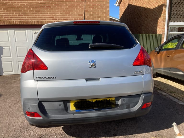 Peugeot, 3008, Hatchback, 2011, Manual, 1560 (cc), 5 doors