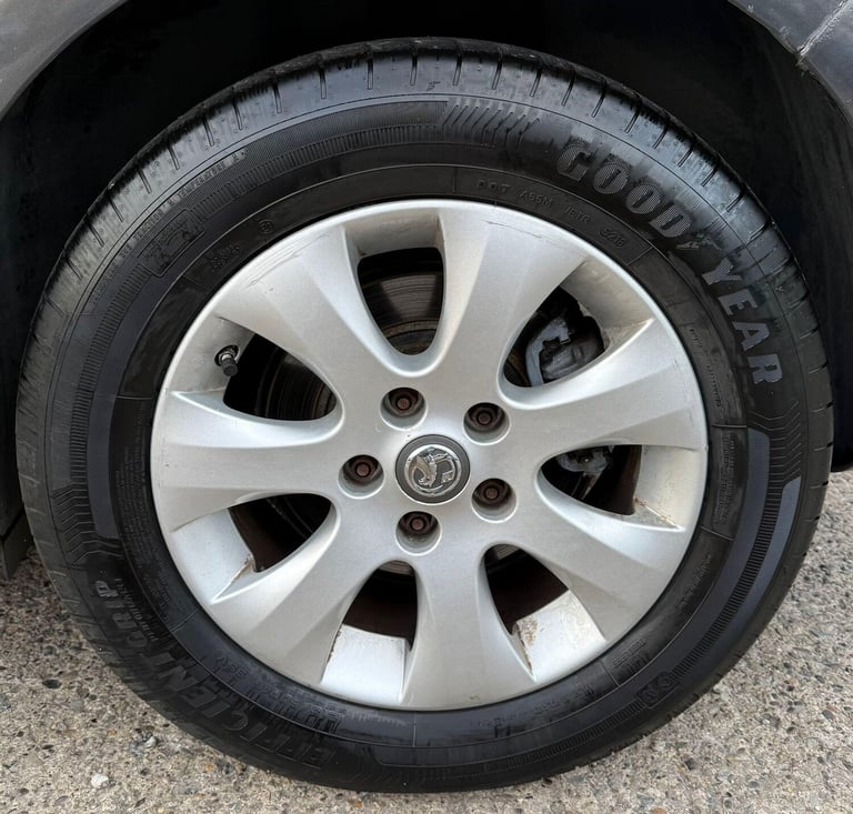 2015 Vauxhall Astra 1.6 CDTi ecoFLEX 94g Design Euro 6 (s/s) 5dr HATCHBACK Diesel Manual