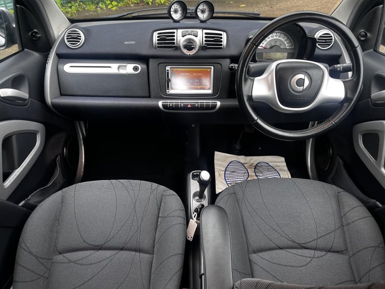 2011 smart fortwo 1.0 MHD Passion Coupe 2dr Petrol SoftTouch Euro 5 (s/s) (71 bhp) Coupe Petrol A...