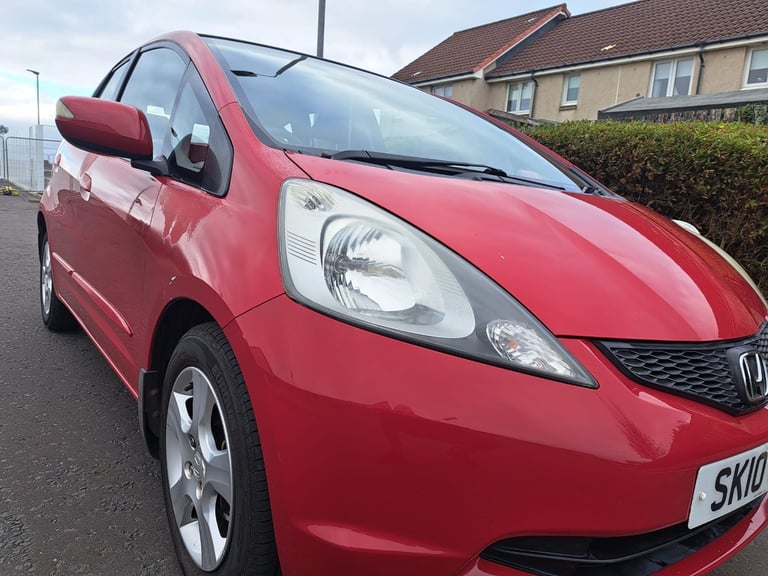 LOW MILES HONDA JAZZ