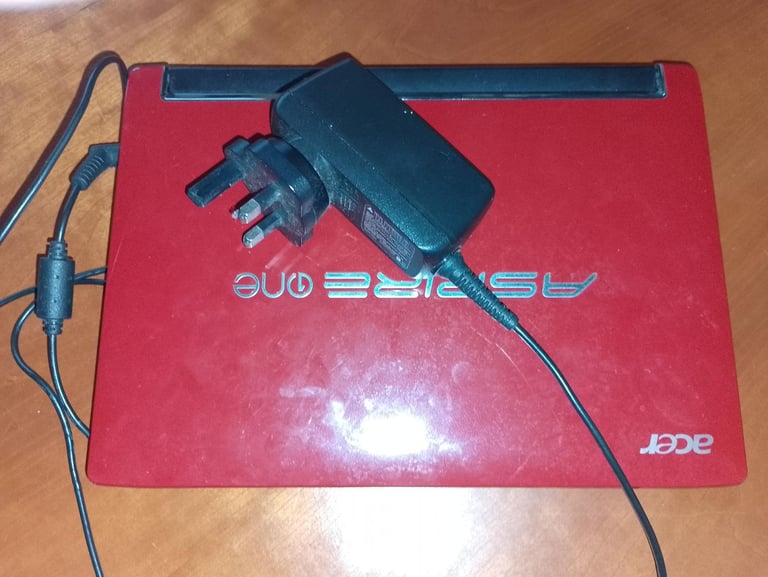 Acer Aspire One 533 Netbook 10.1 Laptop