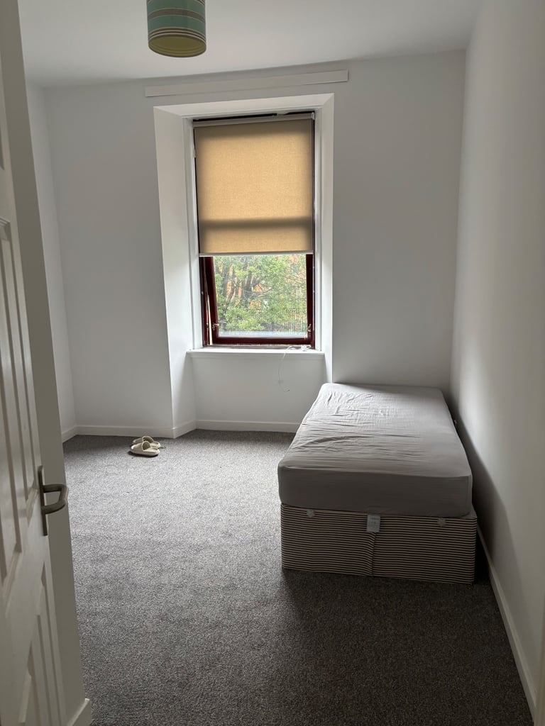 2 bedroom flat g51