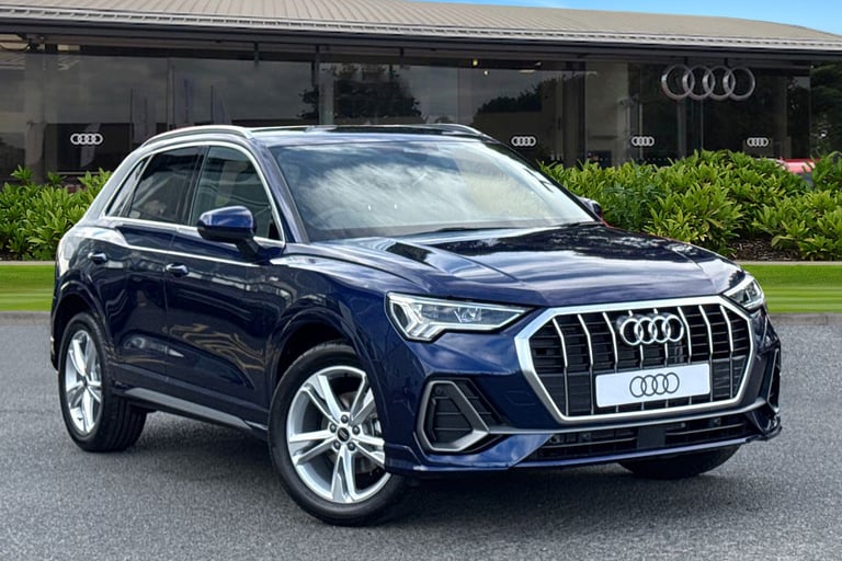 image for 2025 Audi Q3 1.5 TFSI CoD 35 S line S Tronic Euro 6 (s/s) 5dr SUV Automatic