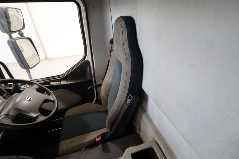 2018 (18 PLATE) Volvo FL250 4x2 Euro 6 Refrigerated