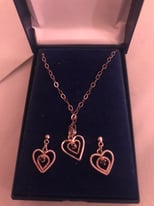 H Samuel necklace and earrings 