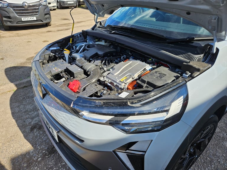 2025 RENAULT SYMBIOZ 1.6 E-Tech FHEV Iconic Esprit Alpine Auto Damaged Salvage