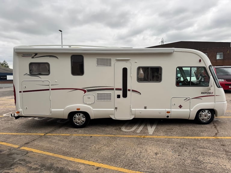 FIAT DUCATO RAPIDO 9096F 4 BERTH A CLASS MOTOR HOME