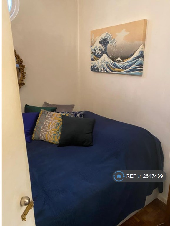 1 bedroom in Albany Mews, London, SE5 (#2647439)