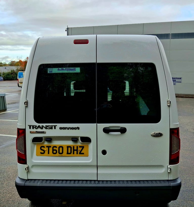FORD TRANSIT CONNECT CREW CAB VAN 1.8 CDTI caddy maxi transporter vivaro
