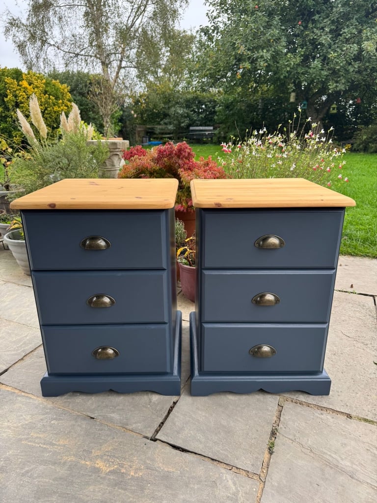 *SOLD* Solid pair of pine 3 drawer bedside tables 