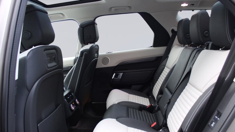 2025 Land Rover Discovery 3.0 D350 Metropolitan Edition 5dr Auto Estate Diesel Automatic