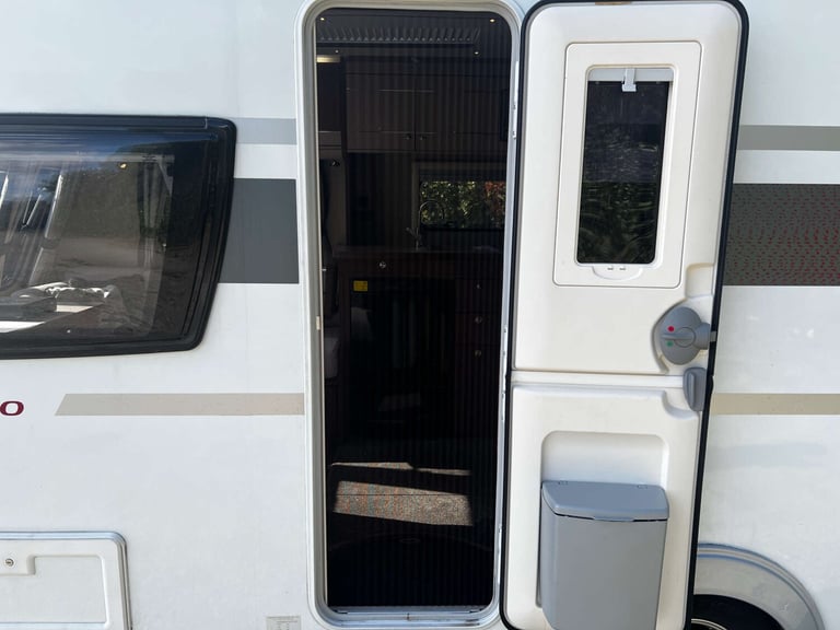 2017 Elddis Affinity 550 Elddis Affinity 550 Caravan with Kampa Awning Unlisted Petrol Automatic