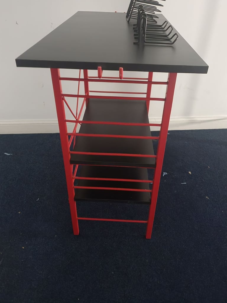 Gaming desk