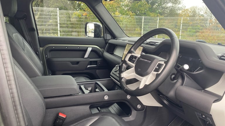 2021 Land Rover Defender 3.0 D250 X-Dynamic S 110 5dr Auto Diesel Estate Estate Diesel Automatic