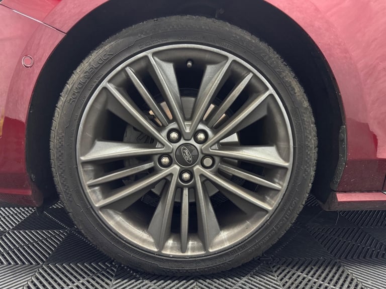 2020 Ford Focus 1.5T EcoBoost Vignale Auto Euro 6 (s/s) 5dr HATCHBACK Petrol Automatic