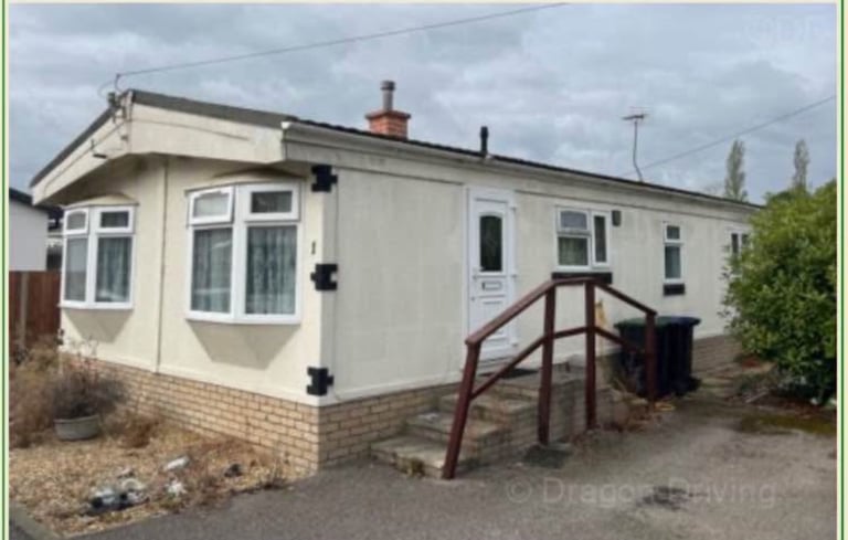 Luxury two bedroom chalet home to Rent