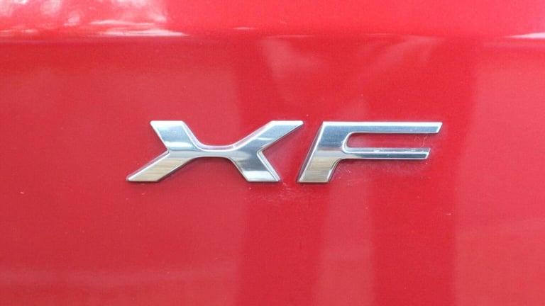 JAGUAR XF 2.2d Portfolio Sportbrake Auto Euro 5 (s/s) 5dr 2015