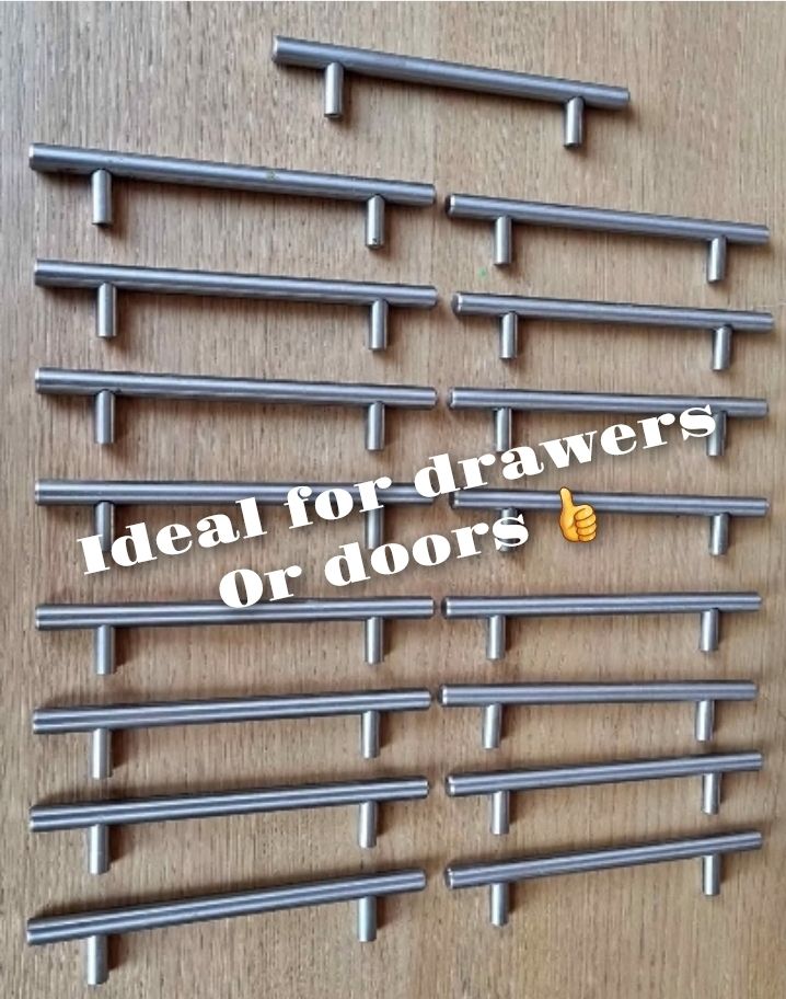 3 Drawer/Cupboard Modern Handles ~ Free delivery 🚚 