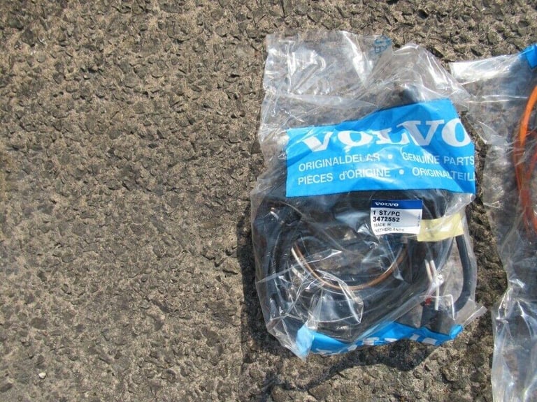 Volvo 440+460 Genuine Volvo Rear Electric Windows .Conversion Kit SALE
