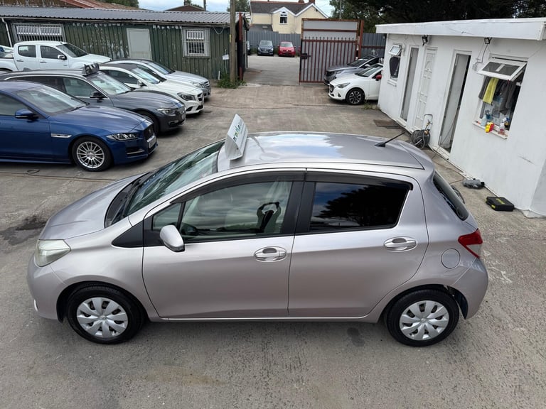 2012 Toyota Vitz YARIS 1.0 AUTO 5DR Hatchback Petrol Automatic