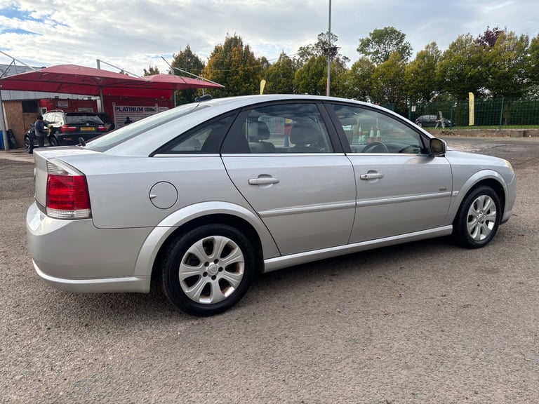 09 VAUXHALL VECTRA 1.8 DESIGN, 2 OWNERS, FULL SERVICE HISTORY, MOT JUNE, VGC, £995