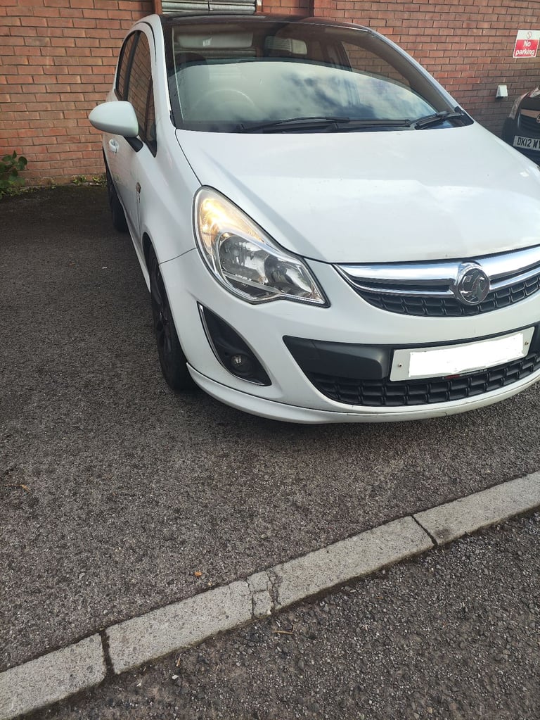 (NEW MOT) VAUXHALL Corsa Limited Edition SXI (5 door Rare)