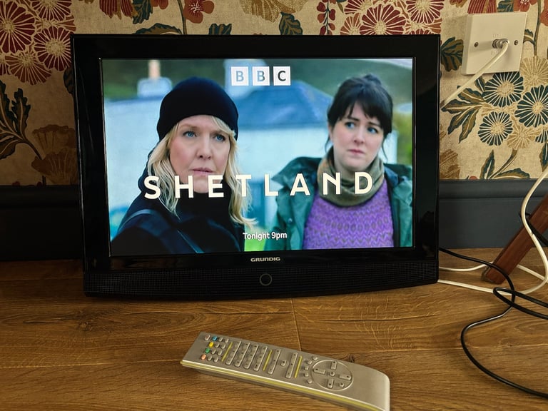 image for 19” flat screen Grundig TV with remote 