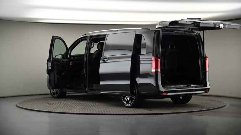 2023 Mercedes-Benz V-Class 2.0 V300d AMG Line MPV 5dr Diesel G-Tronic+ Euro 6 (s/s) XLWB (237 ps)...