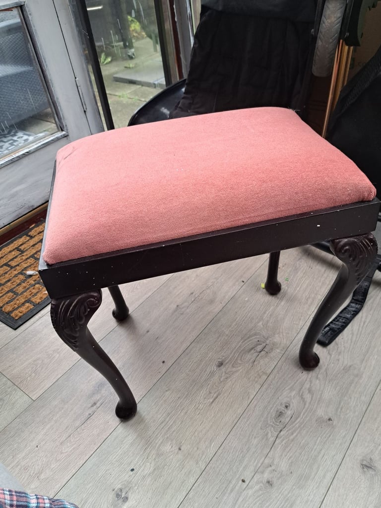 image for FREE stool for a piano or dressing table 