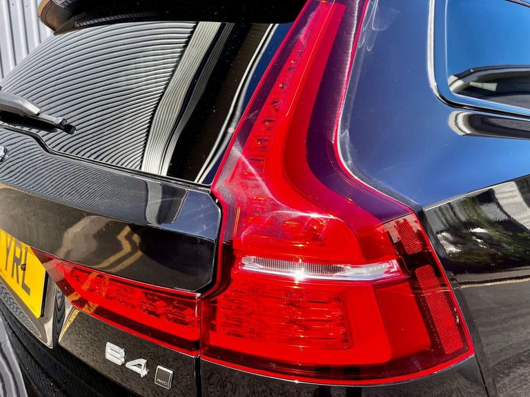 2021 Volvo V60 Cross Country 2.0 B4 MHEV Auto AWD Euro 6 (s/s) 5dr ESTATE Diesel/Electric Hybrid ...