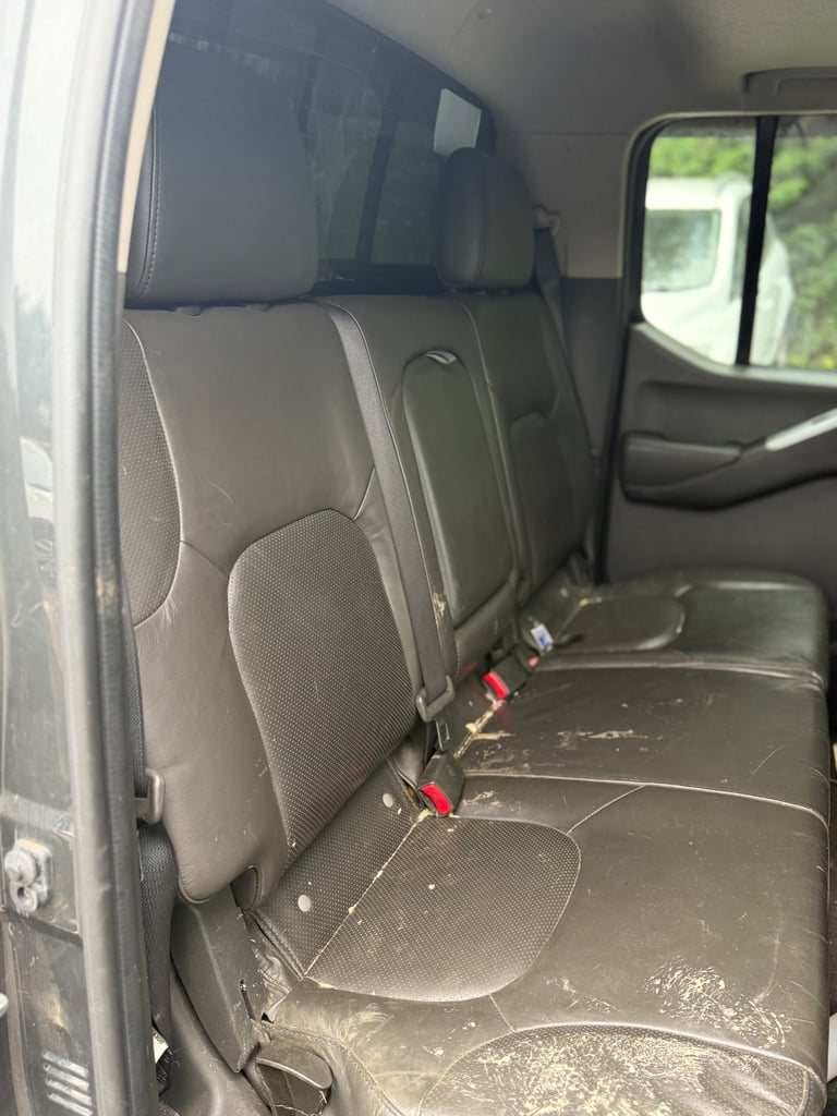 NISSAN NAVARA TEKNA DCI 2.5 DOUBLE CAB PICK UP