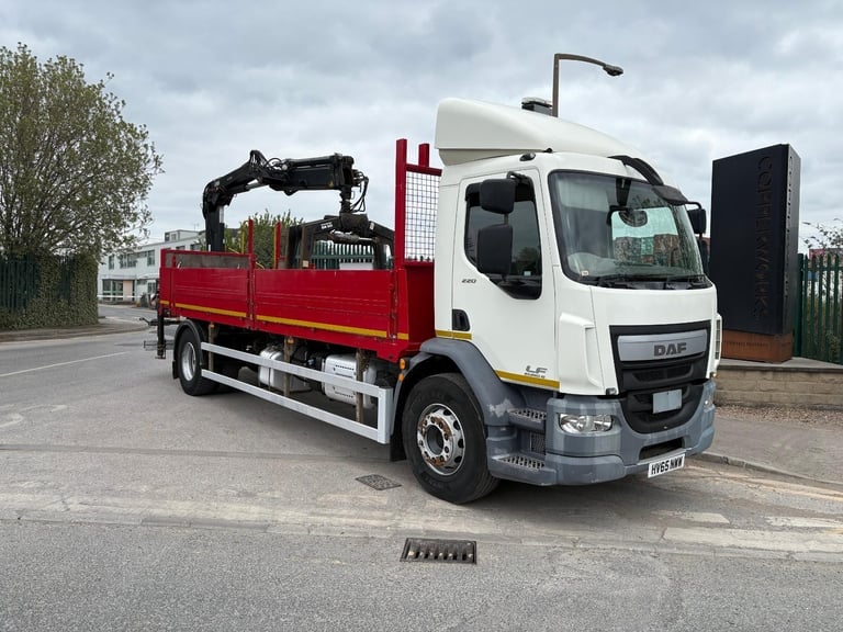 2015 65 DAF LF 220 euro6 18ton 6speed manual remote Hiab xs111 brick grab truck 