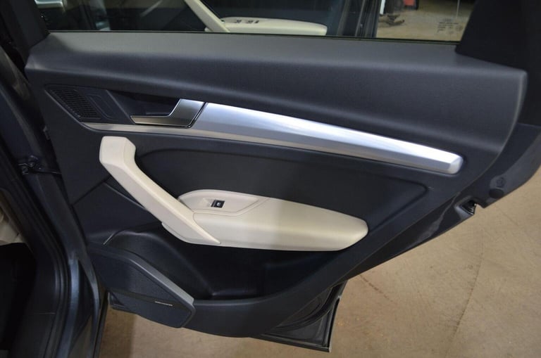 AUDI Q5 2.0 TDI 40 Sport S Tronic quattro Euro 6 (s/s) 5dr 2019