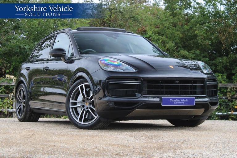 image for 2018 Porsche Cayenne 4.0T V8 Turbo TiptronicS 4WD Euro 6 (s/s) 5dr ESTATE Petrol Automatic