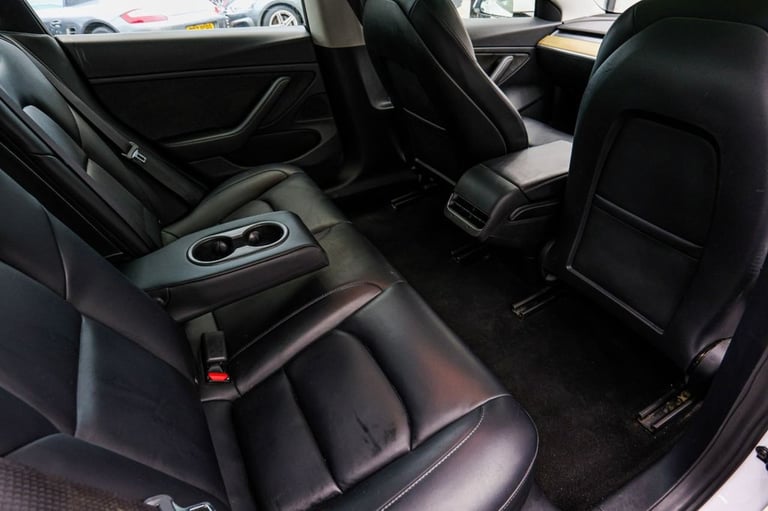 2020 Tesla Model 3 Standard Range Plus Saloon 4dr Electric Auto RWD (241 bhp) Saloon ELECTRIC Aut...