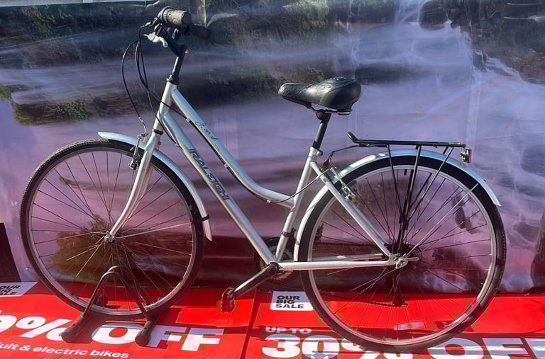 image for Adult 28” Wheel - Size 17 Bike - Fully Serviced 