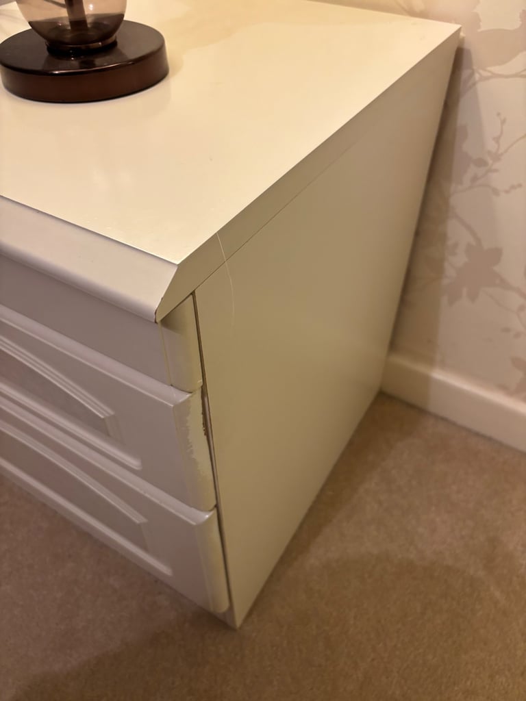 Bedside table and lamp 