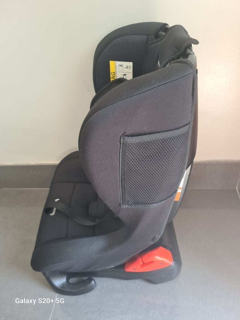 New car seat ( 0-10Kg) for very good price