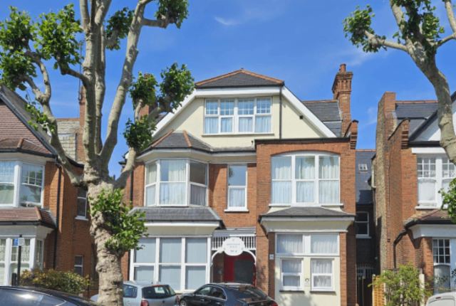 image for CARE SUPPORT AND ACCOMODATION - Applicants must be over 55.