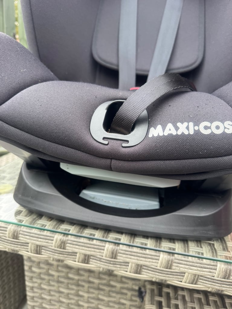 maxi cosi titan basic