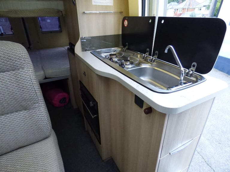 Auto-Trail Tribute 669 DIESEL MANUAL 2015/15