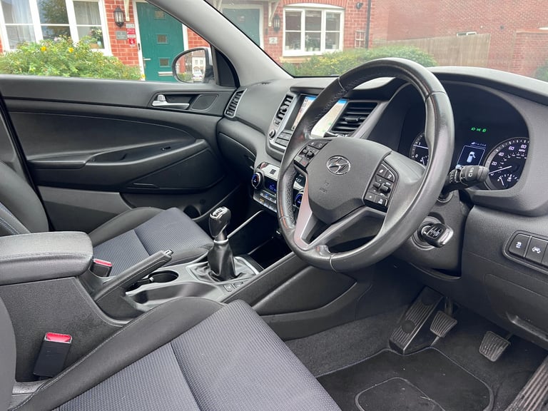 Hyundai, TUCSON, Estate, 2016, Manual, 1685 (cc), 5 doors