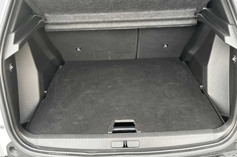 2024 Peugeot 2008 1.2 PureTech 130 Allure 5dr HATCHBACK PETROL Manual